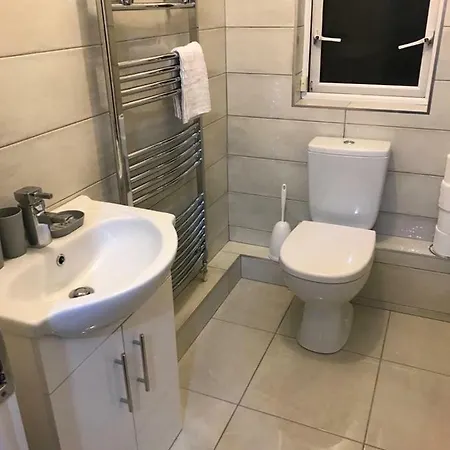 New Renovated 3 Bed House Semesterbostad Dublin